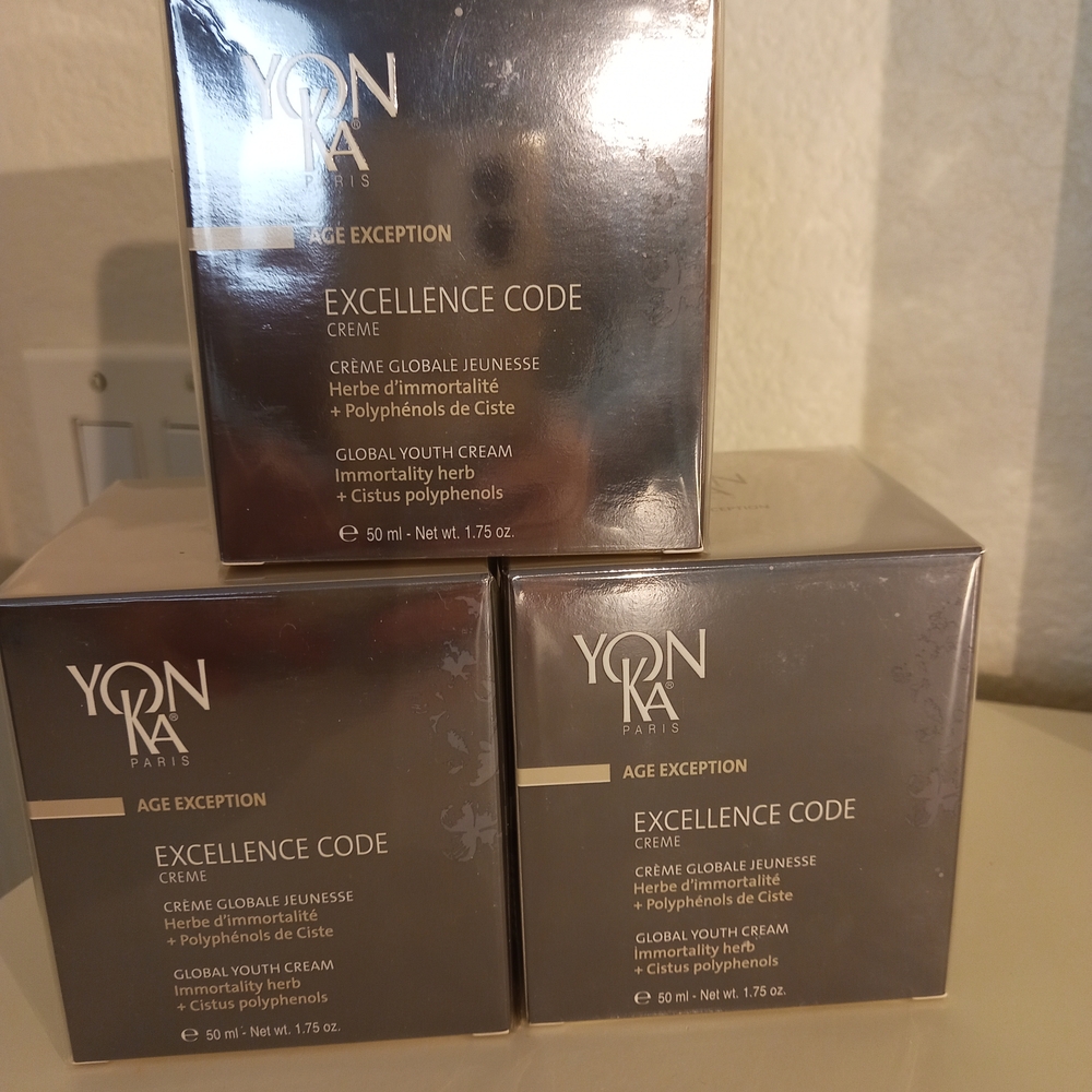 NIB Sealed Yonka Excellence Code Creme, Exp 2027